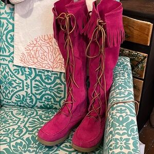 DINGO Suede Fringe Lace-Up Pink Moccasin Boots Sz 9M LIKE NEW